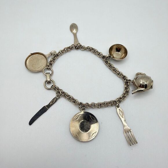6.5" Vintage "Kitchen" charm bracelet in silver tone metal! - Picture 4 of 11